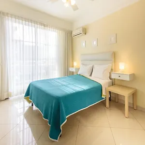 https://hotel-shakey.santodomingobesthotels.com