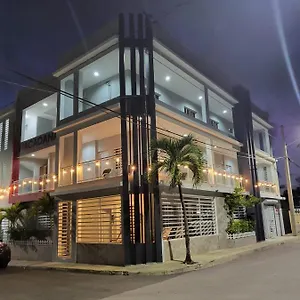 Macadana Apartahotel